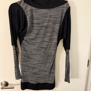 CA & EC Black and Gray Long Sleeve Tunic Dress